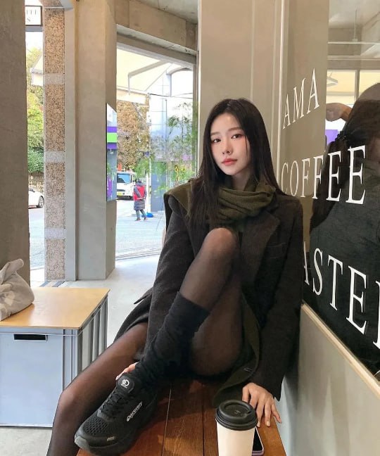 민지